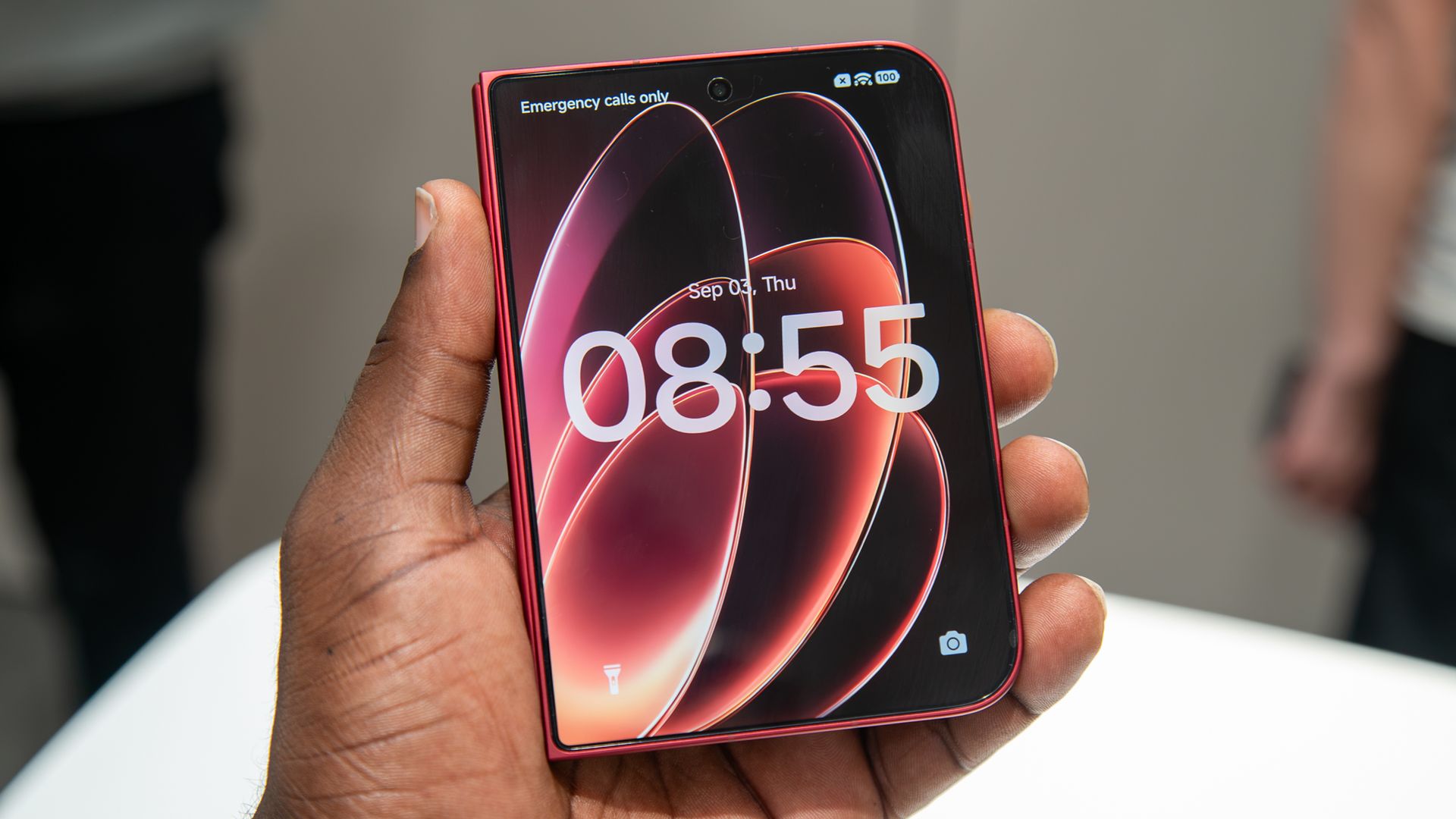 Xiaomi 18 Fold dış ekranı